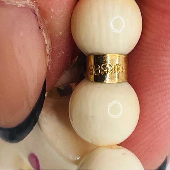 Vintage 14k 585 Yellow Gold Ruby Bone Elephant Pendant on Beaded Necklace - Picture 5 of 6